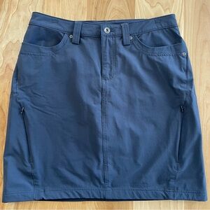 Duluth Trading Co Women’s Flexpedition Skirt Size 10 Dark Gray Stretch Pockets
